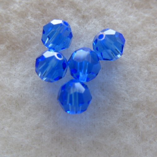 5 perles cristal rondes 6 mm couleur bleu saphir