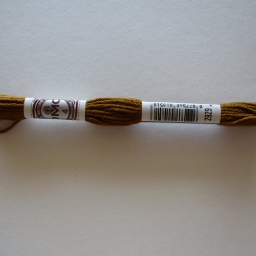 Échevette fils coton mat dmc 2829 marron