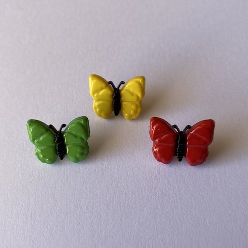 Bouton papillon 13 x 16 mm couleur au choix