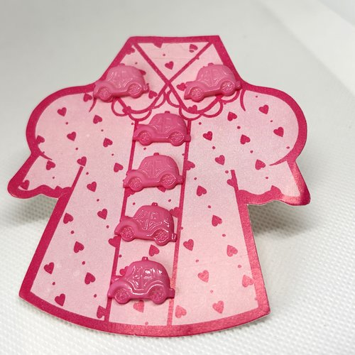 6 boutons voitures roses sur plaquette
