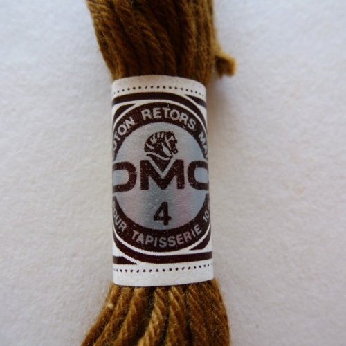Échevette fils coton mat dmc 2829 marron