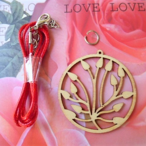 Kit créatif collier modèle médaillon lotus rouge