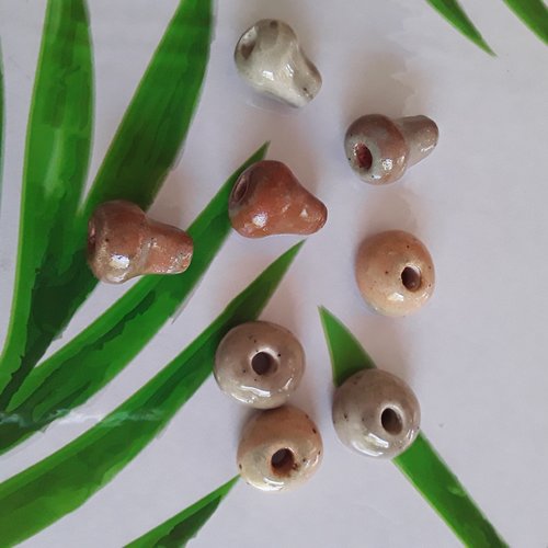 Lot de 8 perles céramique 901h tons beige déstockage