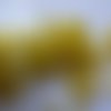 Perles verre rocaille jaune lime 2,2 mm sachet 6 gr équivalence 1 tube pe 533 pour création bijoux, broderie, décoration