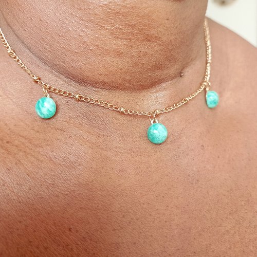 Collier ras de cou avec pierres d'amazonite du pérou