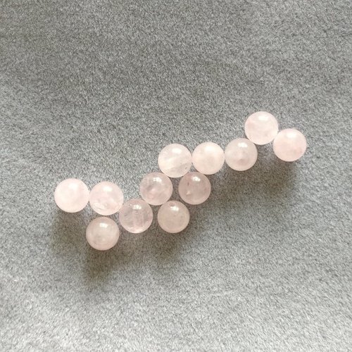 Lot de 10 perles de quartz rose rondes en pierre naturelle 4 mm.