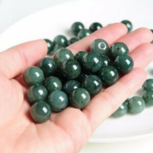 Lot de 10 perles de jade rondes en pierre naturelle 6 mm.