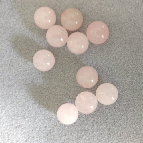 Lot de 10 perles de quartz rose rondes en pierre naturelle 8 mm.