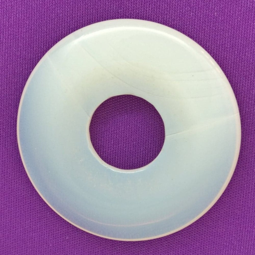 1 donut d'opalite en pierre naturelle diamètre 40 mm trou 14 mm