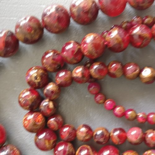 Lot de 10 perles de cloisonné magenta et mordoré rondes en pierre naturelle 4 mm.