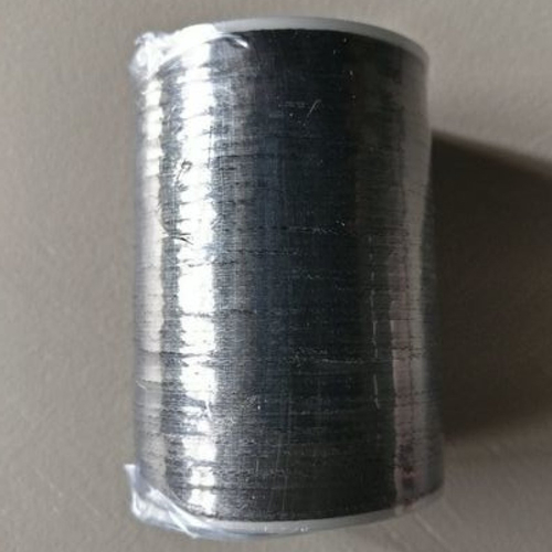 Bobine de fil plat ciré galaces - 90 mètres - polyester  0,8 mm d'épaisseur ref s999.  pour macramé, bijoux.