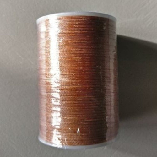 Bobine de fil plat ciré galaces - 90 mètres - polyester  0,8 mm d'épaisseur ref s018.  pour macramé, bijoux.