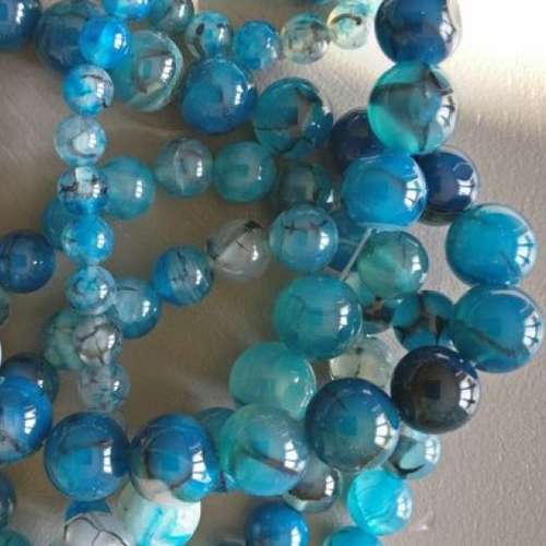 Lot de 10 perles d'agathe veine de dragon bleue rondes en pierre naturelle 8 mm.