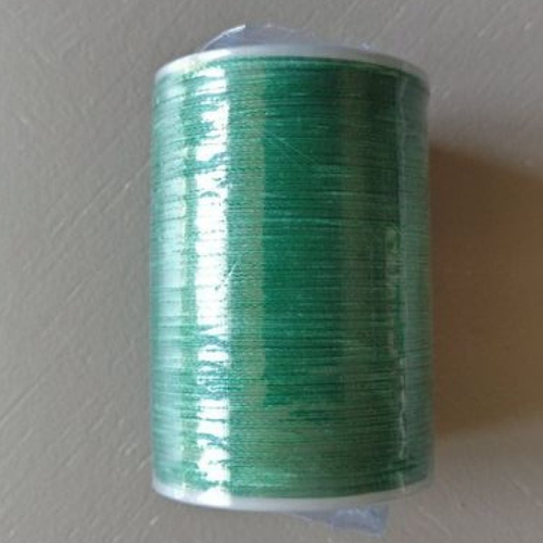 Bobine de fil plat ciré galaces - 90 mètres - polyester  0,8 mm d'épaisseur ref s035.  pour macramé, bijoux.