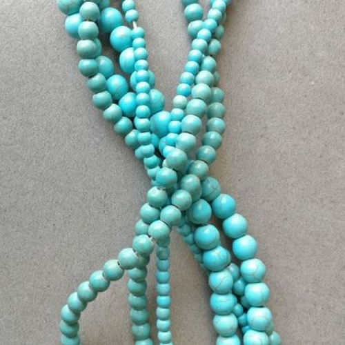 Lot de 10 perles de turquoise biseautées en pierre naturelle 4 mm.