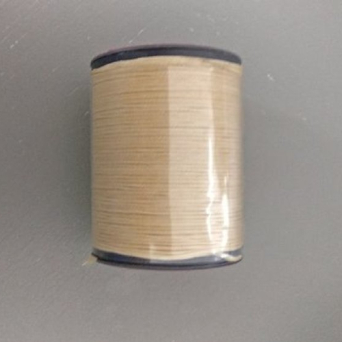 Bobine de fil plat ciré galaces - 110 mètres - polyester  0,8 mm d'épaisseur ref s016.  pour macramé, bijoux.