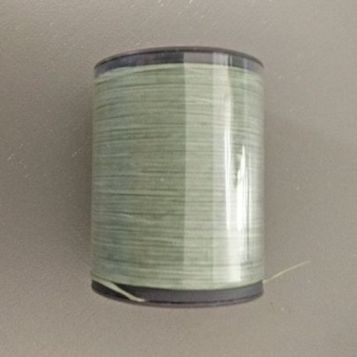 Bobine de fil plat ciré galaces - 110 mètres - polyester  0,8 mm d'épaisseur ref s031.  pour macramé, bijoux.