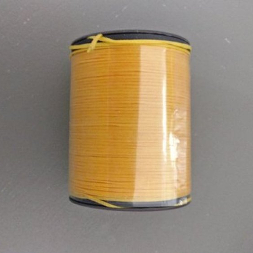 Bobine de fil plat ciré galaces - 110 mètres - polyester  0,8 mm d'épaisseur ref s041.  pour macramé, bijoux.