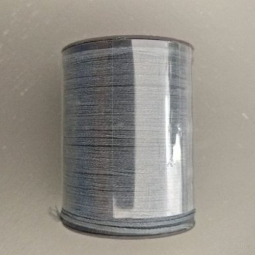 Bobine de fil plat ciré galaces - 110 mètres - polyester  0,8 mm d'épaisseur ref s056.  pour macramé, bijoux.