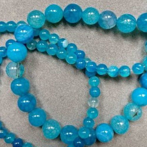 Lot de 10 perles d'agathe veine de dragon bleue translucide rondes en pierre naturelle 10 mm.