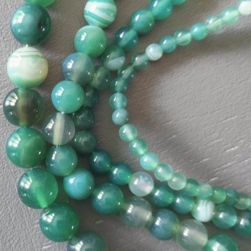 Lot de 10 perles d agate verte rondes en pierre naturelle 4 mm.