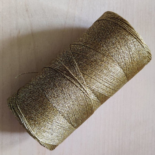 10 mètres ou + de  fil macramé ciré linhasita - polyester 0,5 mm d'épaisseur pour macramé, bijoux. doré réf ouro
