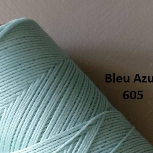 10 mètres fil macramé ciré linhasita  - polyester 0,8 mm d'épaisseur.  pour macramé, bijoux. bleu azur réf 605