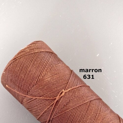 10 mètres fil macramé ciré linhasita  - polyester 0,8 mm d'épaisseur.  pour macramé, bijoux. marron réf 631