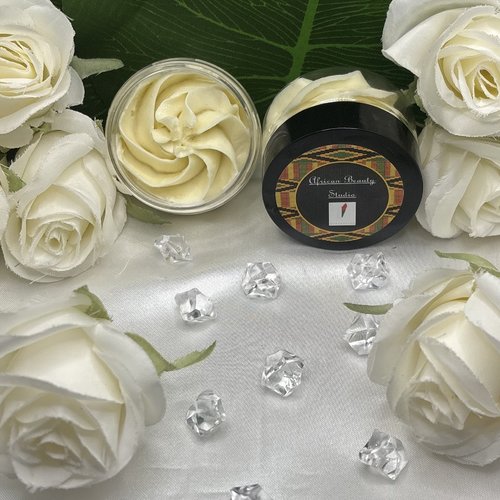 Beurre fouetté mains parfum "musc blanc"