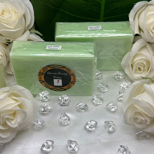 Savon artisanal parfum "pistache"