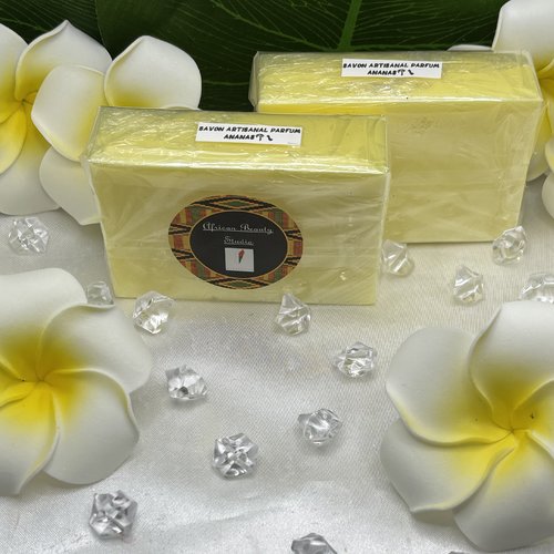 Savon artisanal parfum "ananas"
