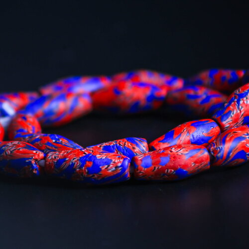 5 perles africaines forme de tonneau, perles de verre recyclées multicolores, ghanéennes, artisanales,  fabrication de bijou