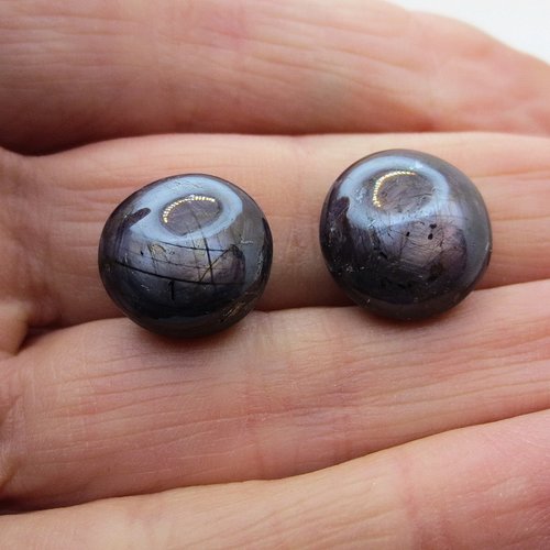 Cabochon pierre fine saphir étoilé fabrication bijoux