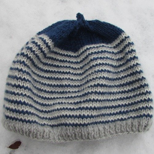 Bonnet tricoté en laine chaude et douce