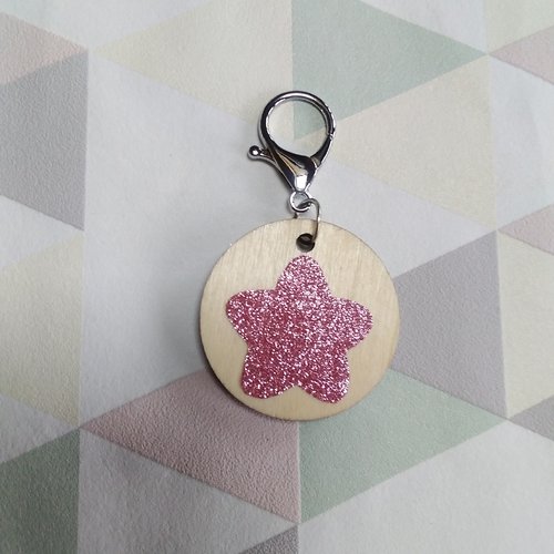 Porte clés rond motif d'étoile en paillettes roses