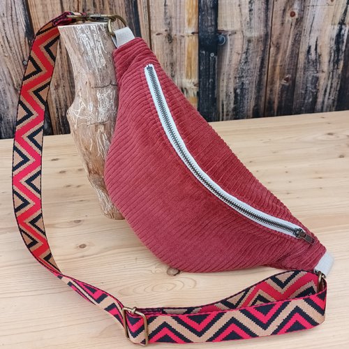 Sac banane velours côtelé brique