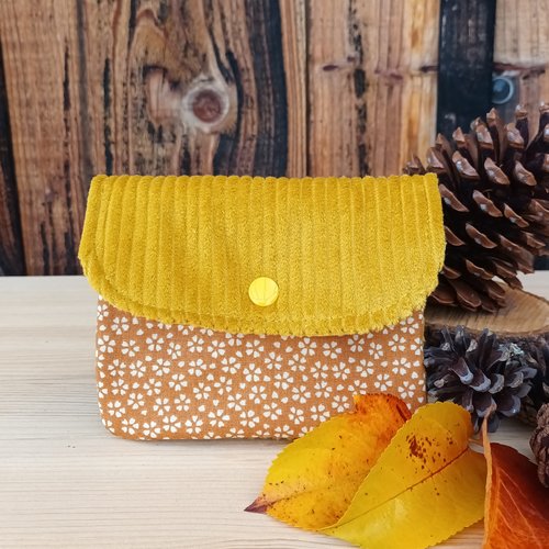 Porte monnaie velours moutarde et motif petites fleurs