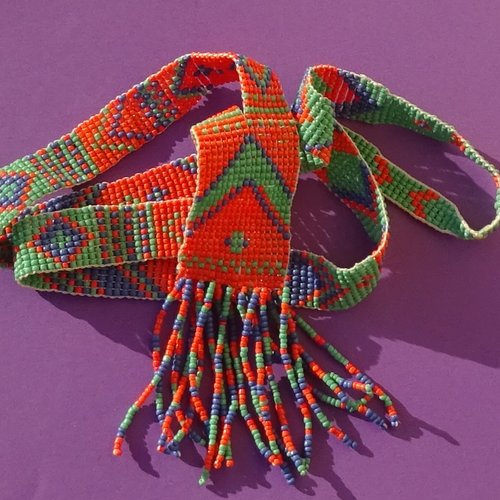 Collier tissé indien rocaille cl.1091