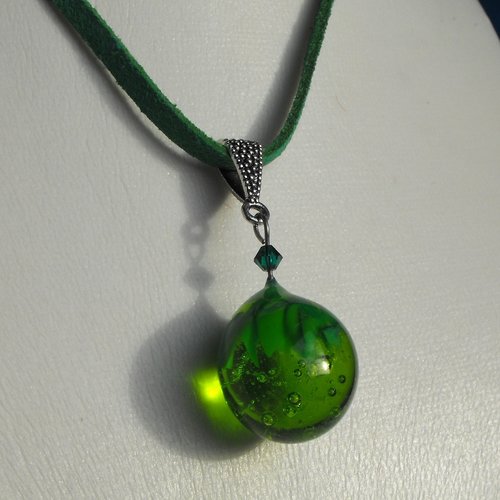 Pendentif verre filé cl.0665