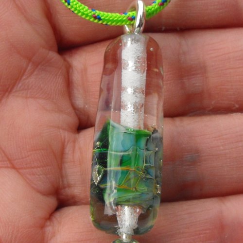 Pendentif verre filé cl.0714