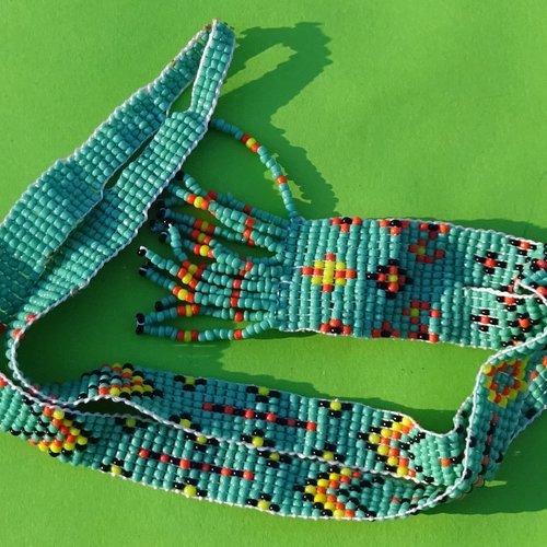 Collier tissé indien rocaille cl.1026