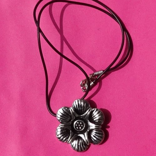 Pendentif rose métal cl.1189