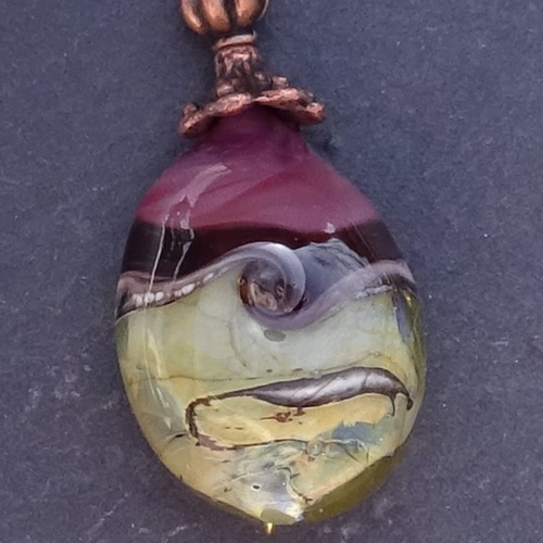 Pendentif perle d'art, lampwork,murano, verre filé cl.1043