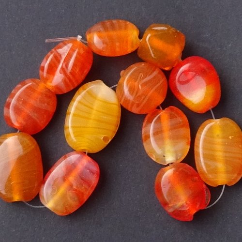 Lot de 12 perles destockées, verre, perl.5239