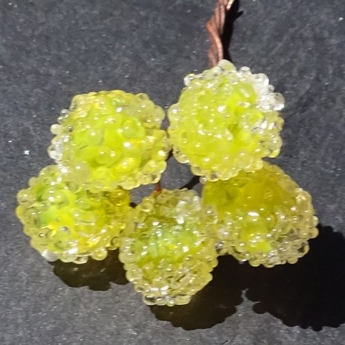Lot de 5 headpins en verre filé, lampwork,perl.6138