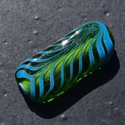 Grande perle plate, verre de murano, lampwork, verre filé,  perl.3933