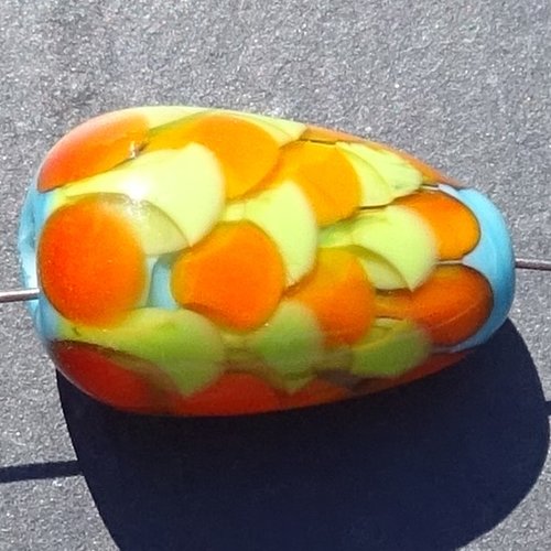Jolie perle conique, verre de murano, lampwork, verre filé,  perl.3929