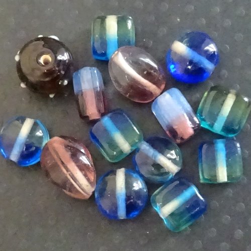 Lot de 14 perles destockées, verre, perl.4712