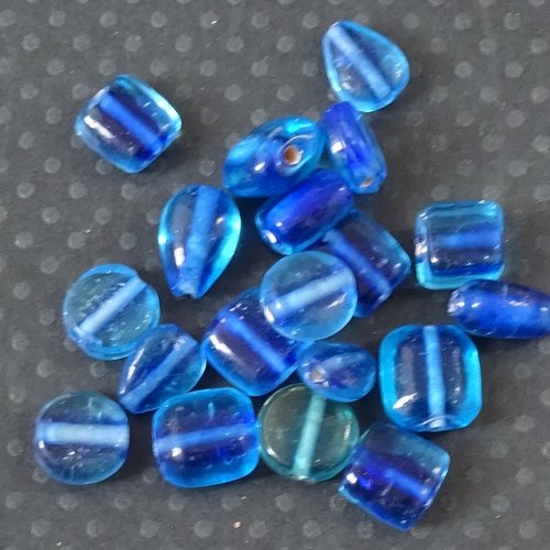 Lot de 20 perles destockées, verre, perl.4702