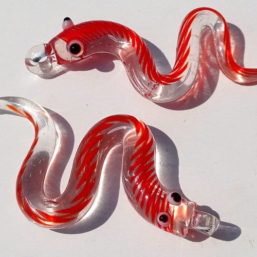 Lot de serpents en verre perl.2598